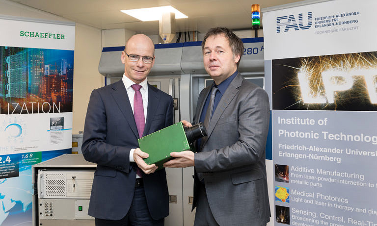 LPT recieves a donation from Schaeffler